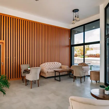 Hotell Cezar's Airport Nicosia