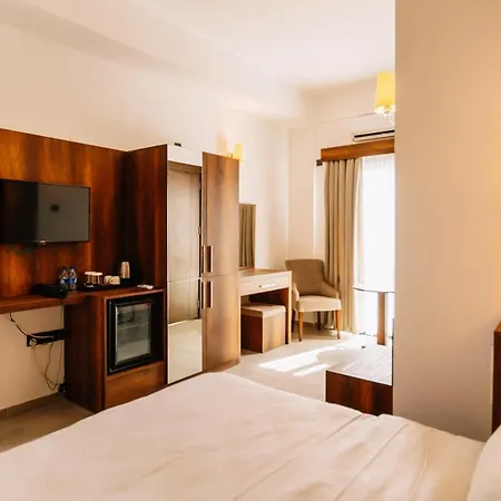 Cezar's Airport 3* Никосия