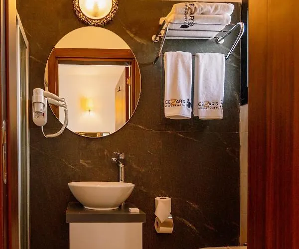 酒店 Cezar's Airport