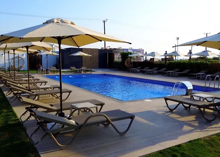 酒店 Cezar's Airport 3*